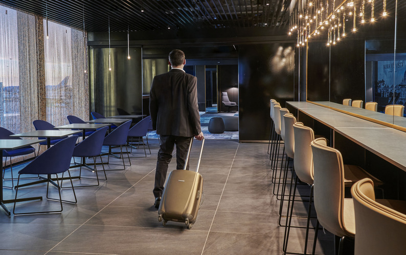 Fco Rome Fiumicino Int L Airport Contract Oneworld Lounges Master